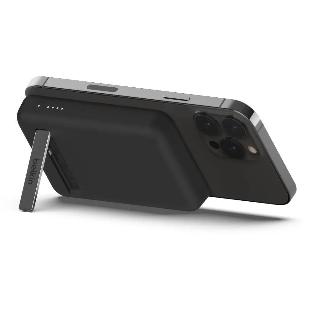Belkin BoostUp Charge Magnetic Wireless Power Bank 5K   Stand (Black)