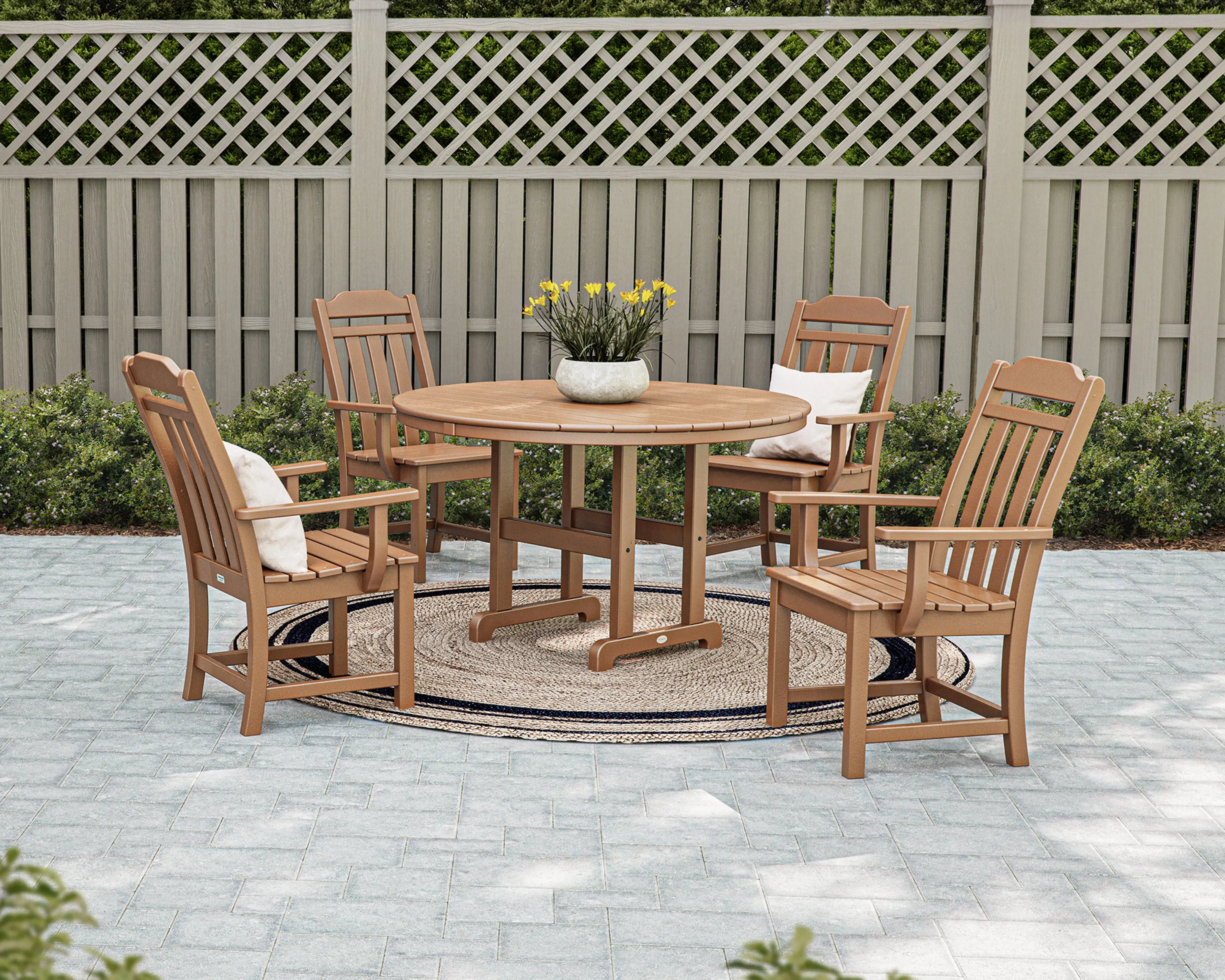 Cottage 5-Piece Round Farmhouse Dining Set