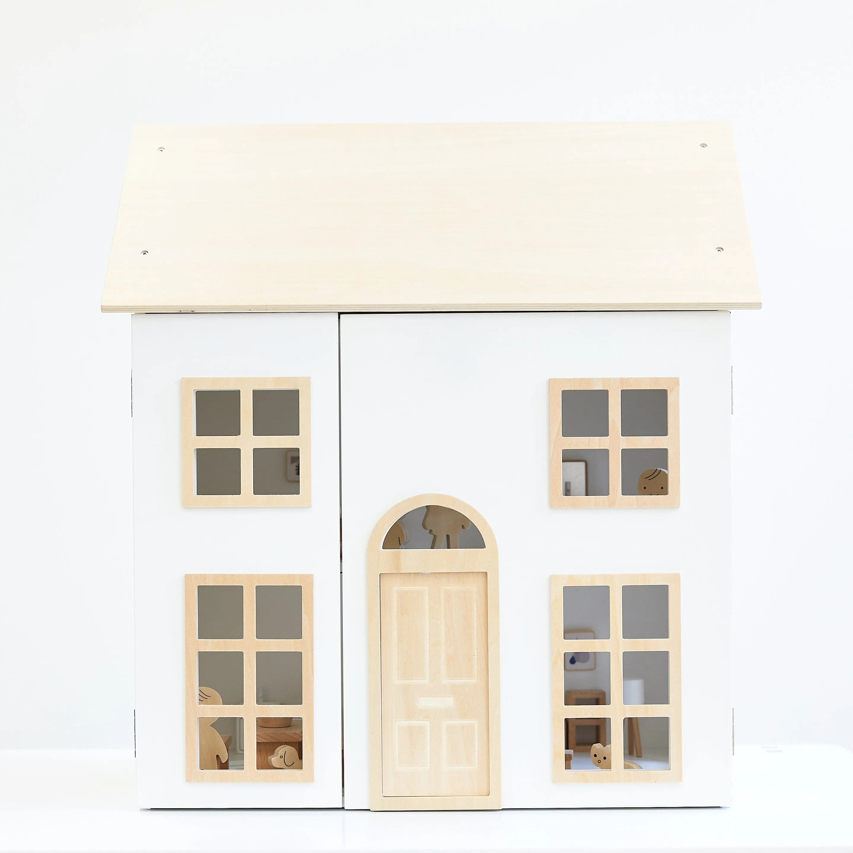 ELSA Doll House with Furniture & Doll Family Set